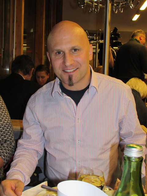Christian Rijavec, ehemaliger Freestyler, organisiert einen Teil der Nightshow in Nauders.