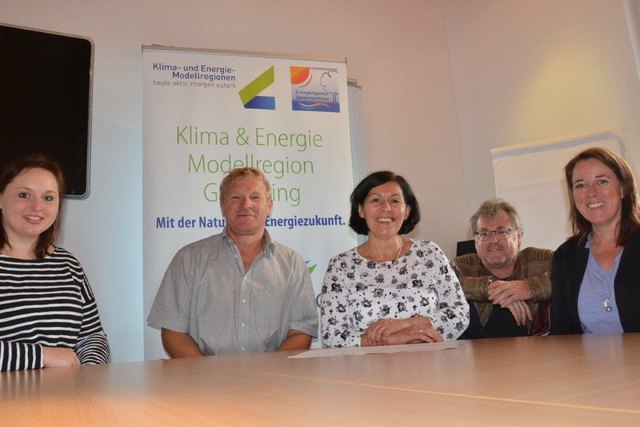 Bild vom Startworkshop: Kathrin Greimel, Ernst Nussbaumer, Josefa Penatzer, Jürgen Zechmann und Barbara Rudorfer ﻿(v. l.). | Foto: Nussbaumer/easn