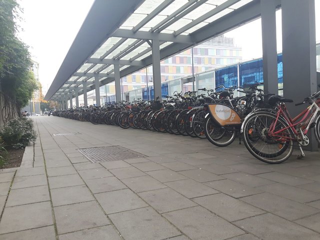 Das Bike & Ride Angebot wird erweitert und der Standard angehoben. | Foto: Werilly