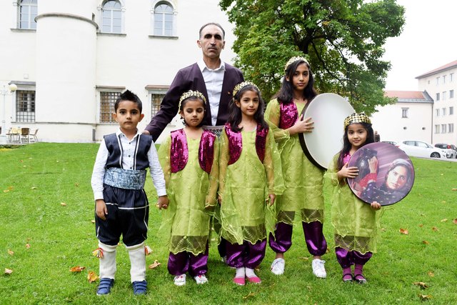 Vertraten den kurdischen Verein: Revan Habash, Ramona Habash, Abdalbaki Ismaeil, Elin Ismaeil, Elam Ismaeil und Dlin Ismaeil (von links) | Foto: JuSe Spittal