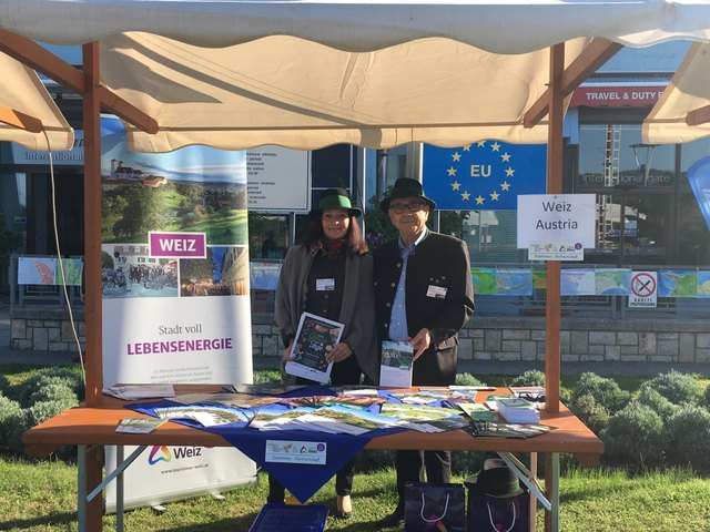 Weiz stellte sich mit einem Stand vor Ort als Tourismus-Partnerstadt von Portoroz vor. | Foto: Franz Krajnc – Portoroz