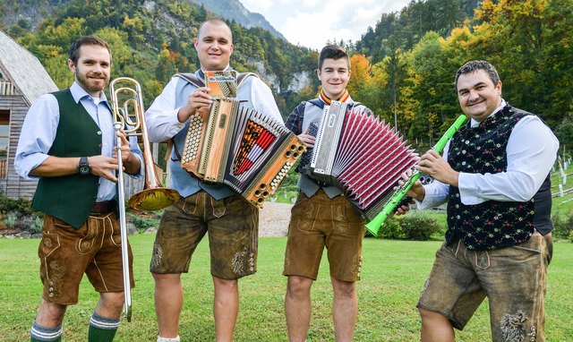 VolXBradler: Anton Wakounig, Silvio Ambrosch, Johannes Kokarnig und Robert Dominikus (v. l.)