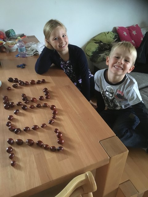 Namen schreiben mit Kastanien!