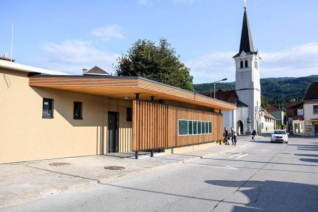 Außenansicht: Das öffentliche WC am Hauptplatz. | Foto: Stradner