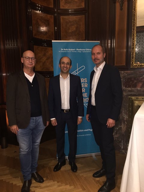 Das neue Buch der Autoren Thomas J. Nagy und Rafic Kuzbari wurde in Wien präsentiert. | Foto: privat