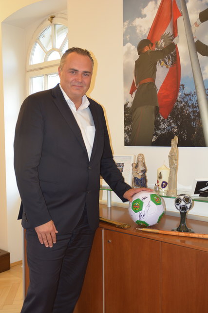 Hans Peter Doskozil, SPÖ-Spitzenkandidat und Rapid-Fan