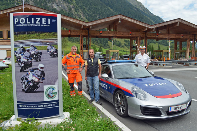 Stefan Schwaiger (Sicherheitsvertrauensperson Großglockner Hochalpenstraßen AG), Ing. Thomas Noel (Prokurist und Technischer Direktor GOHAG) und Franz Ramsauer (Gruppeninspektor und Fahrtechniktrainer Polizei Salzburg)