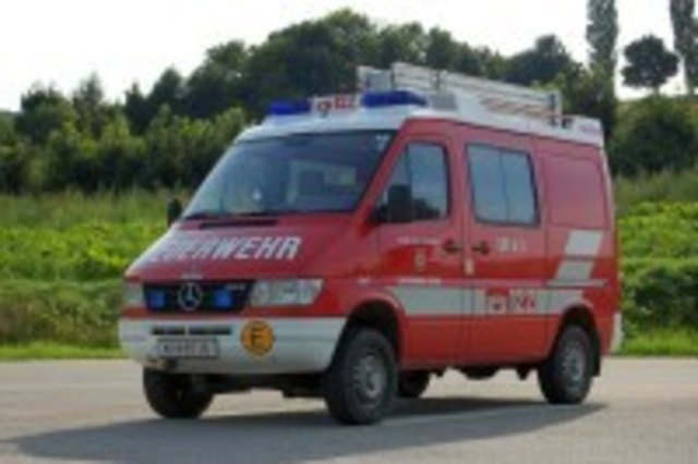 In Kierling ist in letzter Zeit des fteren ein Schattenmann mit Nachbarshund und Hilfsorganisationen aus einem besonders nahen Blick kennenlernen. Und so Kierling in Klosterneuburg - Thema auf rockmartonline.com