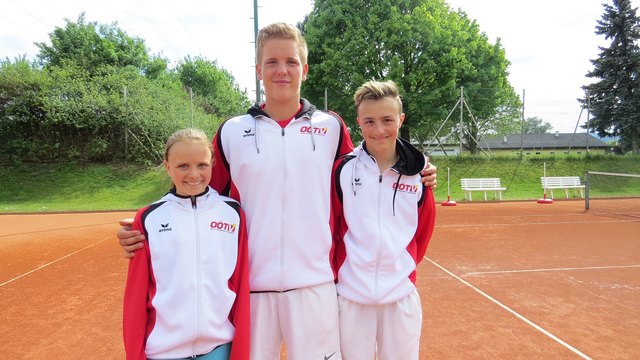 Die drei Nachwuchs-Stützen des USC Attergau: v.l.: Theresa Stabauer, Tobias Wirlend, Christoph Stabauer.
