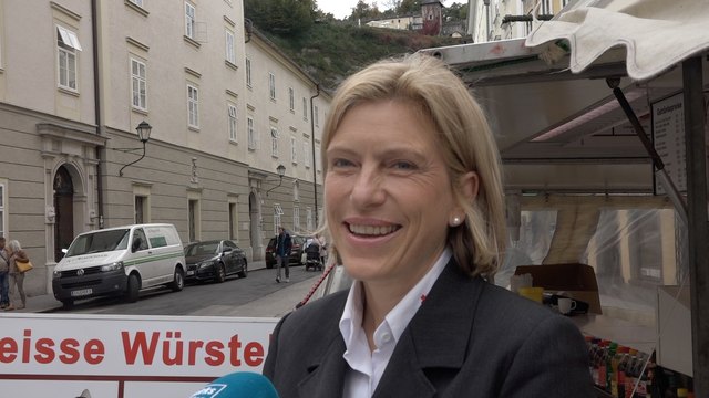 "Süße" Topmanagerin: Sabine Kornberger Scheuch vom Roten Kreuz.
