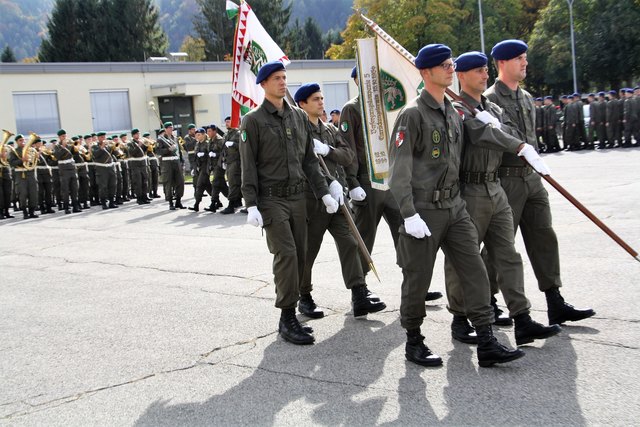 Einmarsch des Insignien-Zugs
