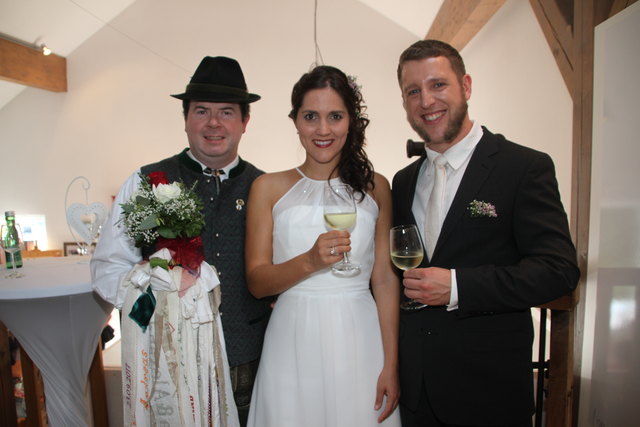 Hochzeitslader Bali Gwechenberger, Christina und Dominik.