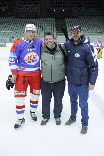 Die Iberer-Familie beim ATSE fast vereint: Teamarzt Florian (Mitte), Spieler Matthias (l.) und Trainer Martin | Foto: ATSE/AM