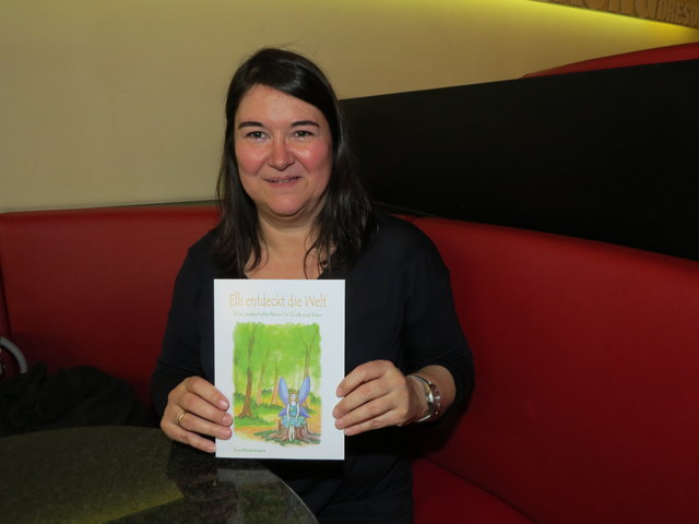 Eva Winkelmann präsentiert ihr erstes Kinderbuch und möchte einladen, damit Neues zu erleben.