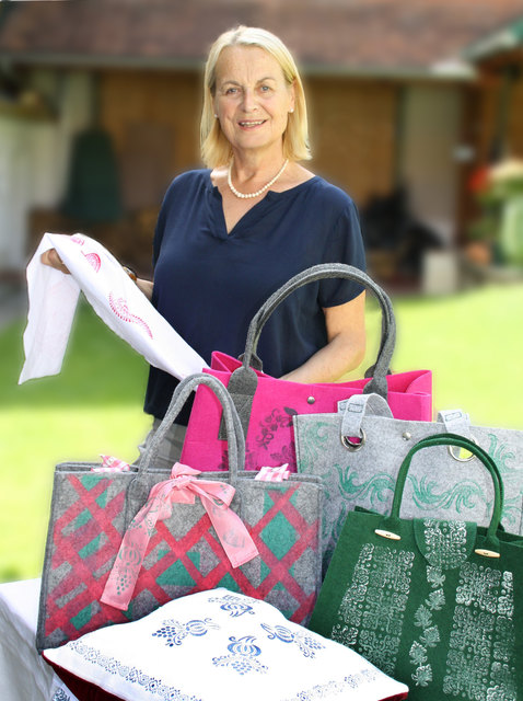 Stoffe sind ihre Welt: Uschi Kollar aus Übelbach