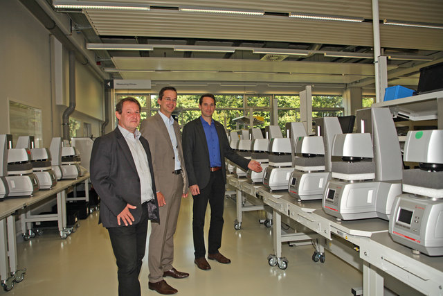 Wolfgang Kern (CSO PCCL), Martin Payer (CEO PCCL) und Wolfgang Baumgartner (Head of Rheometry/Anton Paar GmbH) (v.l.). | Foto: Anton Paar GmbH