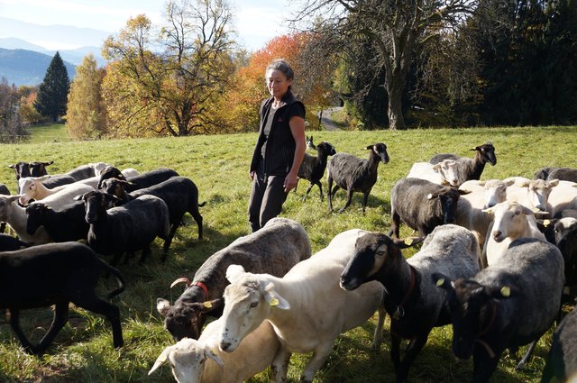 Barbara Soritz ist als Bio-Bäuerin voll in ihrem Element.