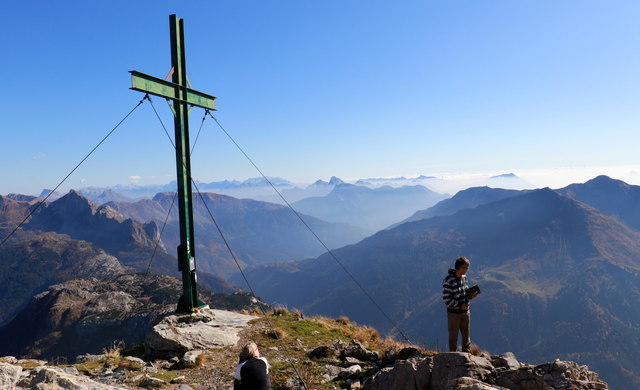 das Gipfelkreuz vom Cellon