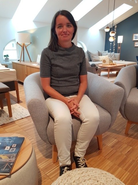 Barbara Witzelsperger ist Fachberaterin für das Sortiment Schlafen im Grüne Erde-Store Linz.