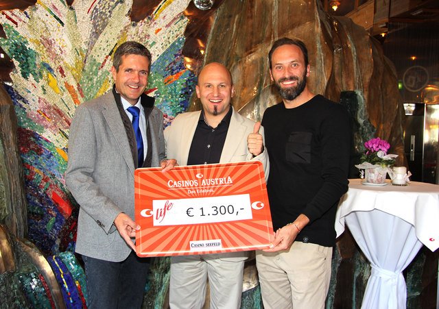 Bild: (v.l.) Robert Frießer (Direktor Casino Seefeld), Christian Rijavec (Life goes on), Alexander Schmid (Seefelder Kaufmannschaft) | Foto: Casino Seefeld