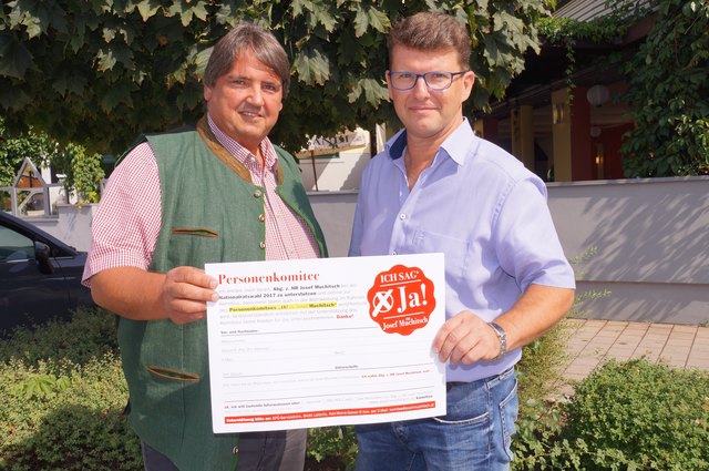 Josef Muchitsch und SPÖ-Bezirksgeschäftsführer Gerhard Schreiner freuen sich über den tollen Erfolg.
