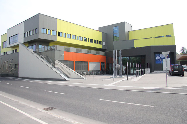 Erneut im Schussfeld des Rechnungshofes: die Schulden nach dem Multiversum-Skandal | Foto: Multiversum
