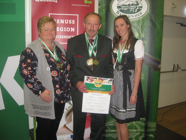 Alfred und Anita Thamhesl (links) fügten ihren zahlreichen Auszeichnungen in der Steiermark weitere hinzu. | Foto: Privat