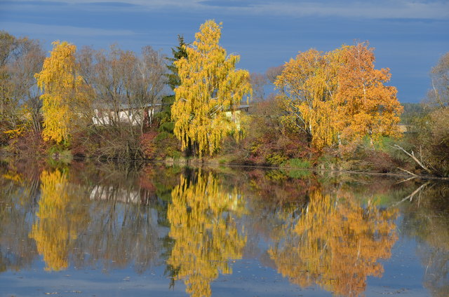 Herbst am Stausee Rauchwart