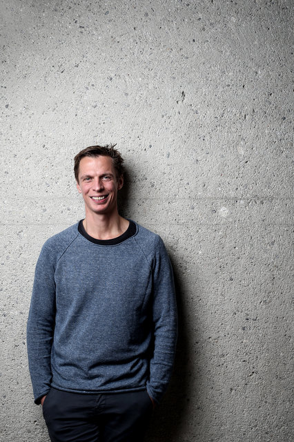 Klaus Eckel gastiert mit seinem neuen Solo-Programm "Zuerst die gute Nachricht" am 30. November im Kubinsaal.