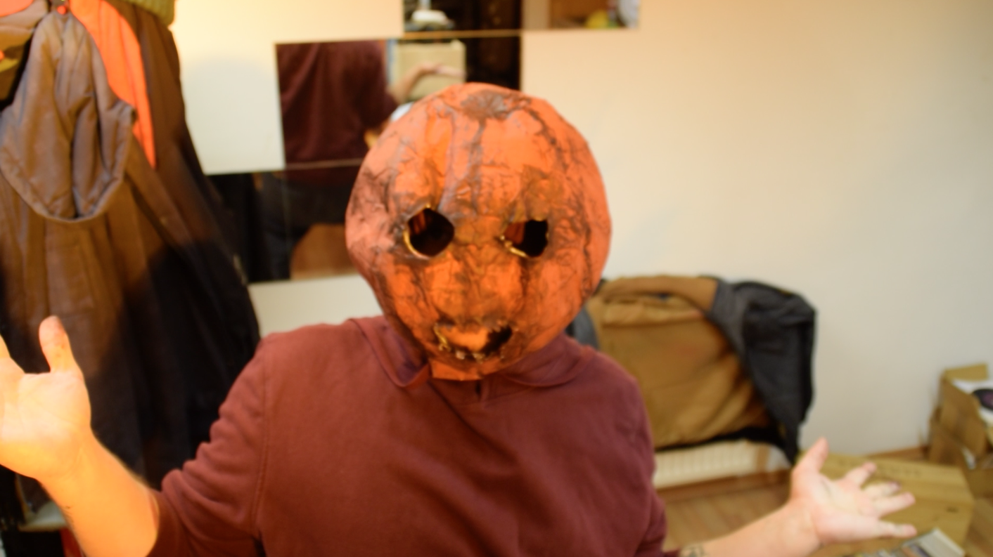 In nur drei Schritten zur gruseligen Halloween-Maske