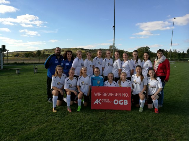Melanie Sauer, Anna Wittmann, Judith Schweinberger, Marlene Bold (K)
Theresa Seltenhammer, Sarah Forster, Sabine Strobl, Nadine Zenisek
Almina Kopic, Lea Hager, Petra Stockhammer, Martina POLLAK (AKNÖ)