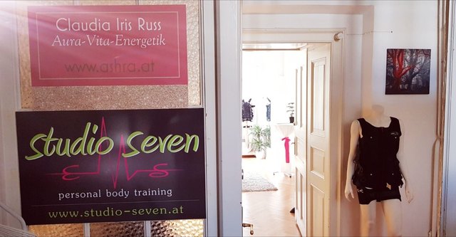 Sie finden uns im 1. Stock