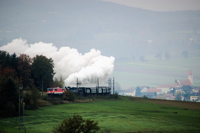 Schwer arbeiten mussten die drei Lokomotiven auf der Steilrampe bei Katsdorf.