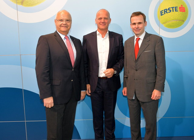 Landtagspräsident Harry Kopietz, Tunierdirektor Herwig Straka und Springboard-Vorstand Robert Gulla (vl)