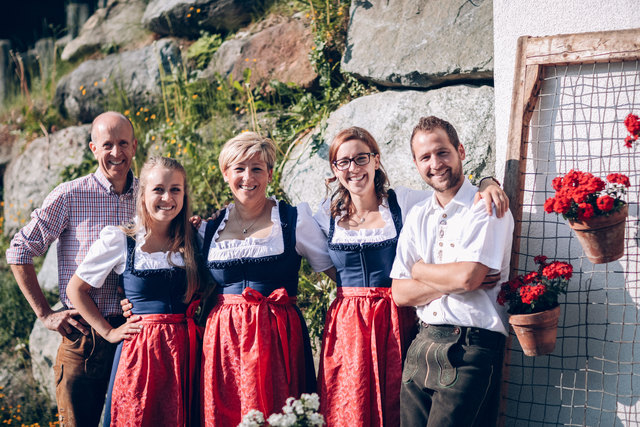 Familie Stern: Andi, Carina, Gitti, Claudia und Philipp