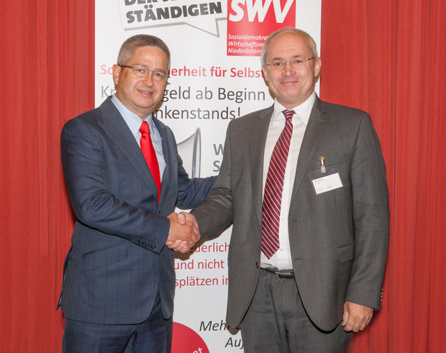 Thomas Schaden mit Michael Tmej.