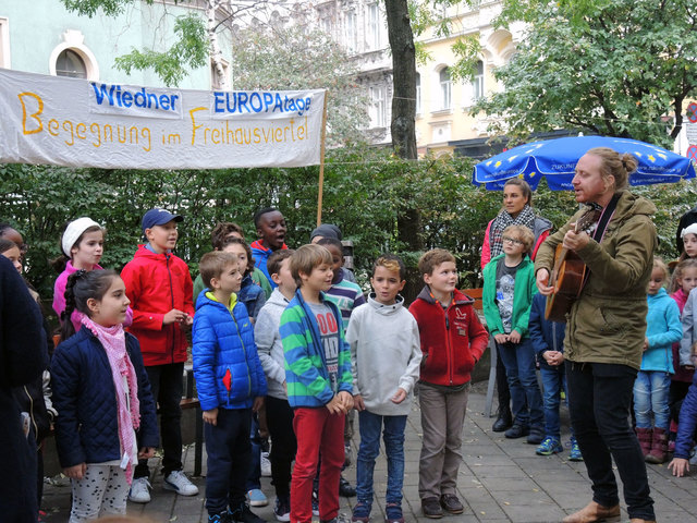 Am Kühnplatz wurde gesungen. | Foto: Agenda Wieden