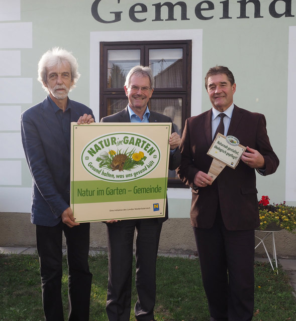 Landesrat Karl Wilfing, Bürgermeister Ernst Bauer und Gemeinderat Wolfgang Exler.