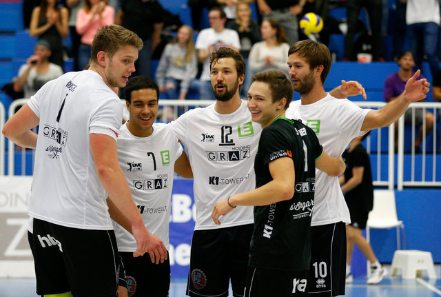 Felix Koraimann (Nr. 12) und Co wollen auch gegen die Weizer jubeln.