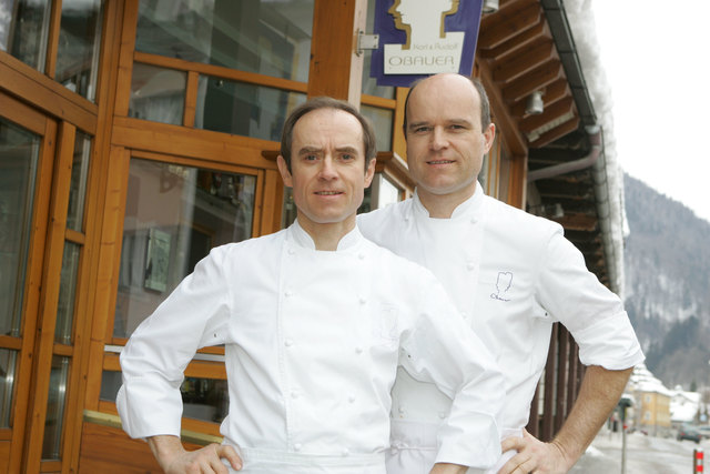 Karl (links) und Rudi Obauer, Haubenköche vom Restaurant Obauer in Werfen. | Foto: Franz Neumayr