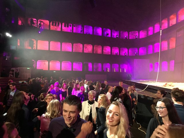 Single party salzburg