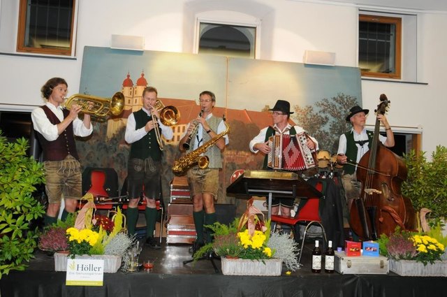 Die Liebochtaler Tanzgeiger werden für zünftige Stimmung beim Tanz sorgen. | Foto: VTG