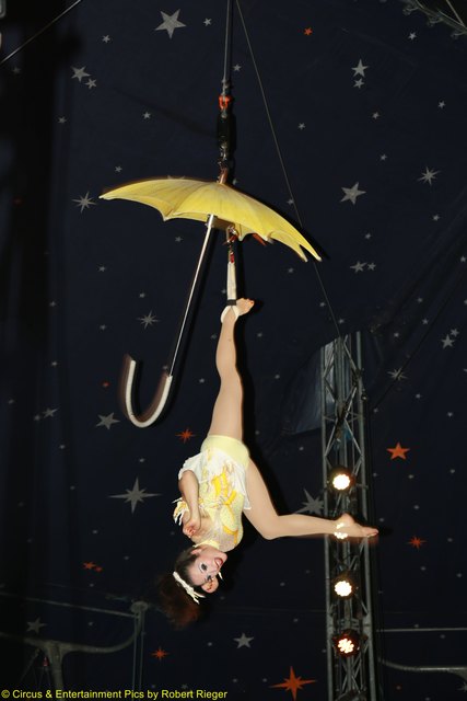Fotos : (c) Circus & Entertainment Pics by Robert Rieger - Robert Rieger Photography
