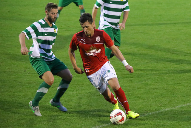 Robin Flechl konnte von den Lafnitzern nicht gestoppt werden und erzielte vier Tore. | Foto: Iris Bloder