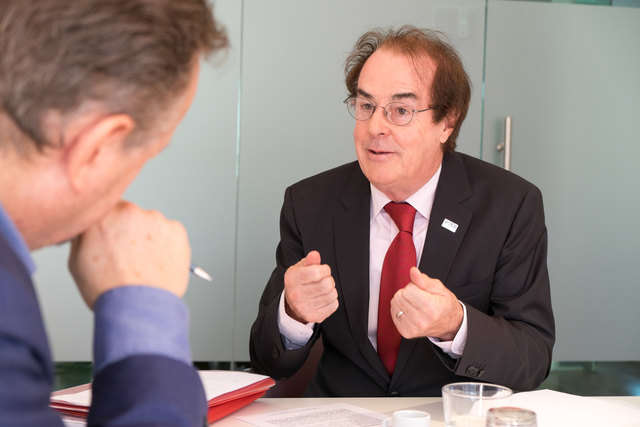 Hans Roth: "Wir fordern eine Vereinheitlichung der unterschiedlichen Landesabfallwirtschatsgesetze in einem einzigen Ressourcenwirtschaftsgesetz"