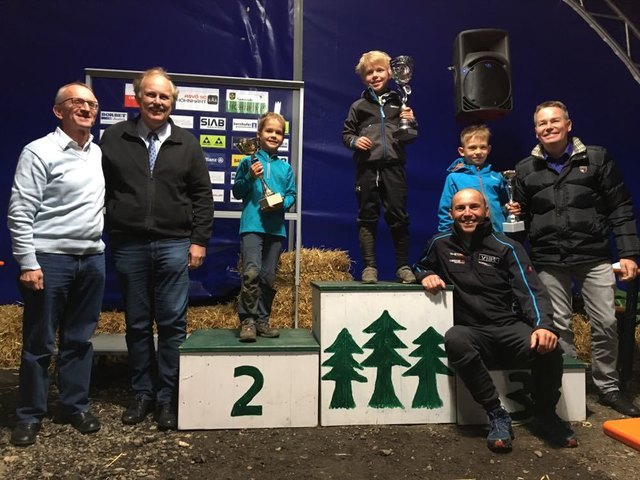 Waren in der Kinder-I-Klasse beim Landescup in Höhnhart für das NTS erfolgreich: Luca Grieshofer (1.) und Simon Gaisberger (2.).