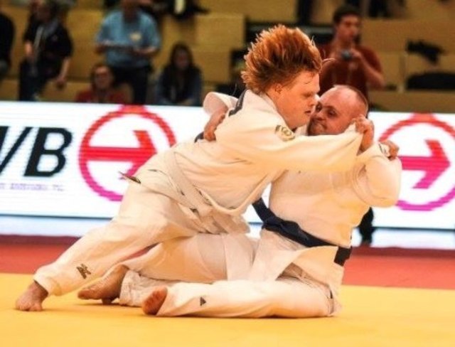 Behzad Karadzic erkämpft den ausgezeichneten 7. Platz