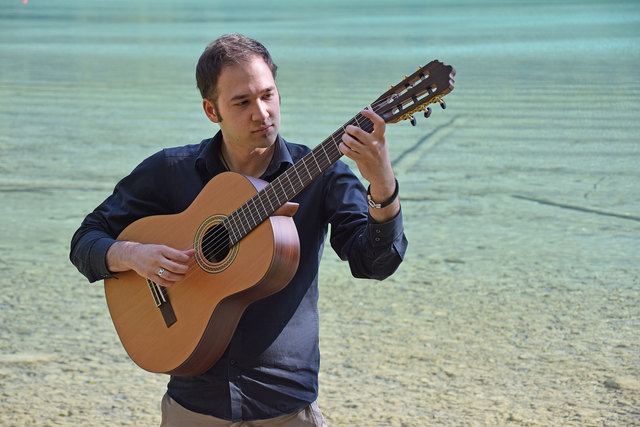 Hannes Wallner stellt sein neues Programm im Ortenburgerkeller vor