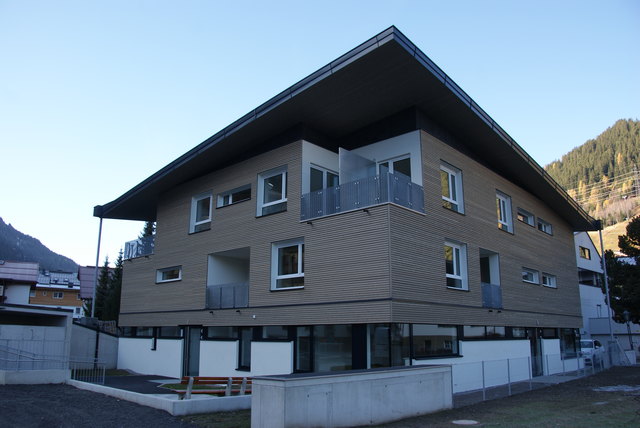 Die Neue Heimat Tirol investierte 2,7 Millionen Euro in das neue "Haus des Lebens" in St. Anton am Arlberg.