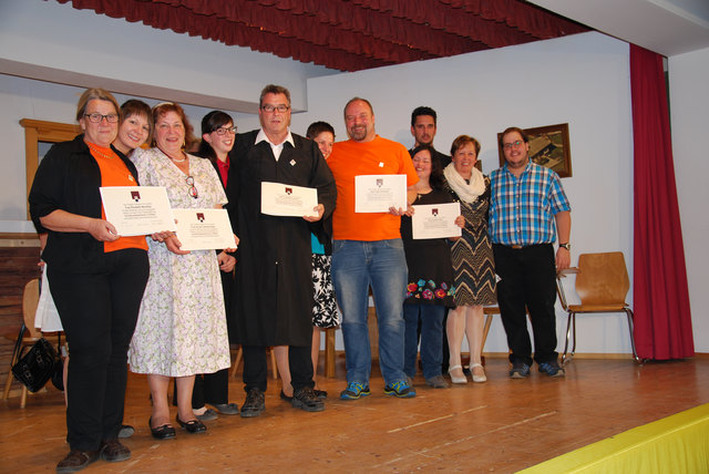 Die Geehrten v.l.: Elisabeth Weirather, Ursula Leckner-Hosp, Harald Leckner, Peter Hohlrieder und Daniela Pahle.